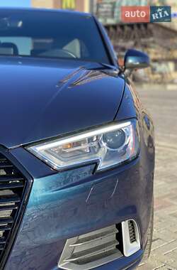 Седан Audi A3 2017 в 