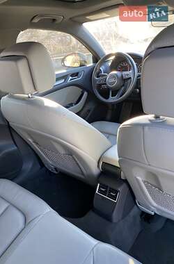 Седан Audi A3 2017 в Харькове