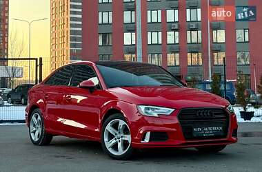 Седан Audi A3 2016 в 