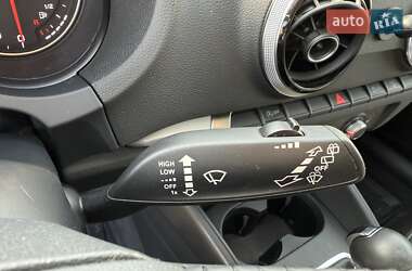 Хэтчбек Audi A3 2015 в 
