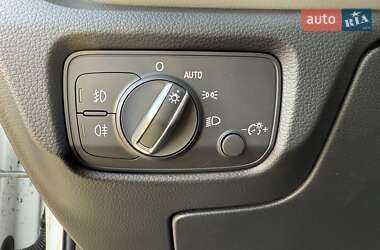 Хэтчбек Audi A3 2015 в 