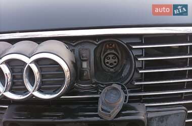 Хэтчбек Audi A3 2016 в 