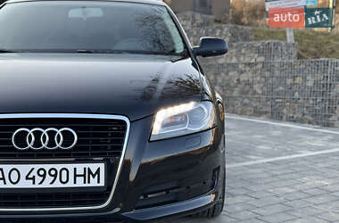 Хэтчбек Audi A3 2012 в 