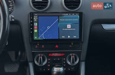 Хэтчбек Audi A3 2012 в 