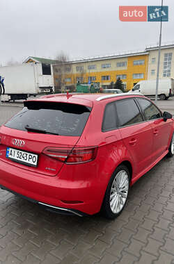 Хэтчбек Audi A3 2016 в 
