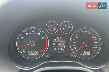 Хетчбек Audi A3 2009 в 