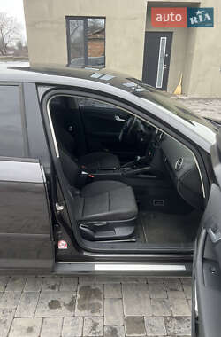 Хэтчбек Audi A3 2005 в 