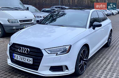 Седан Audi A3 2017 в Киеве