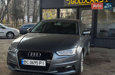 Седан Audi A3 2015 в Львове