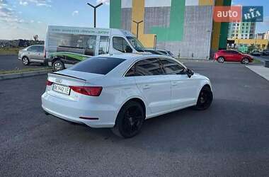 Седан Audi A3 2015 в Ровно