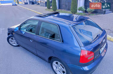 Хэтчбек Audi A3 1997 в 