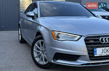 Седан Audi A3 2015 в 
