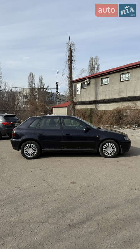 Хэтчбек Audi A3 1999 в Киеве