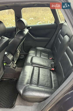 Хэтчбек Audi A3 1999 в 