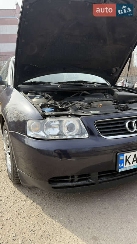 Хэтчбек Audi A3 1999 в Киеве