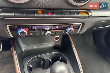 Кабриолет Audi A3 2015 в 