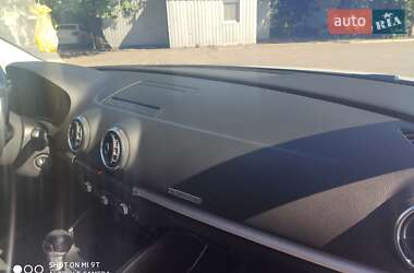 Седан Audi A3 2015 в 
