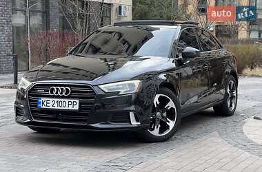 Седан Audi A3 2017 в 