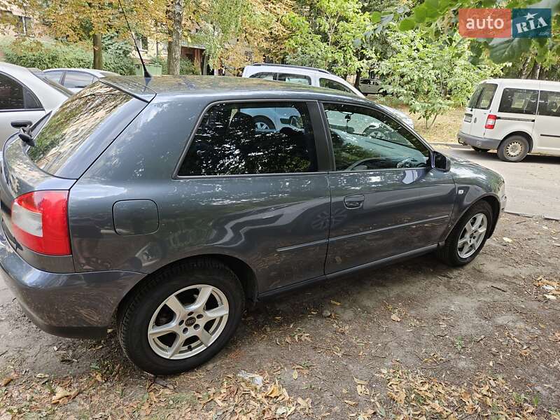 Хэтчбек Audi A3 2003 в Днепре