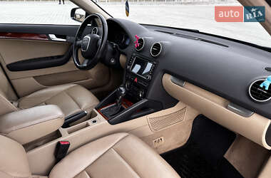 Хэтчбек Audi A3 2008 в 
