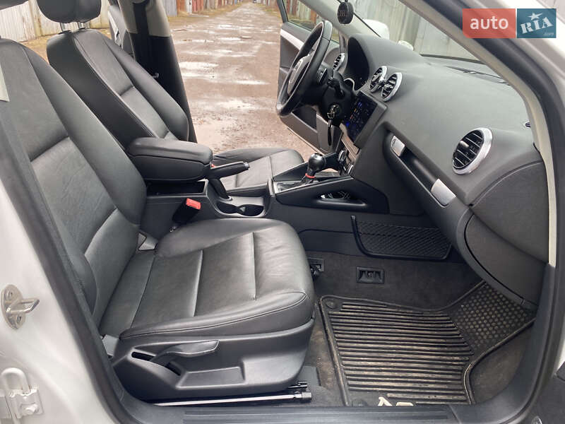 Хэтчбек Audi A3 2012 в Львове