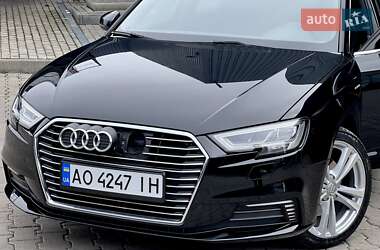 Хетчбек Audi A3 2018 в 