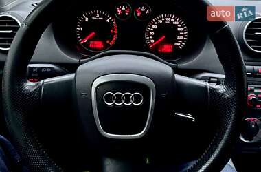 Хэтчбек Audi A3 2006 в 