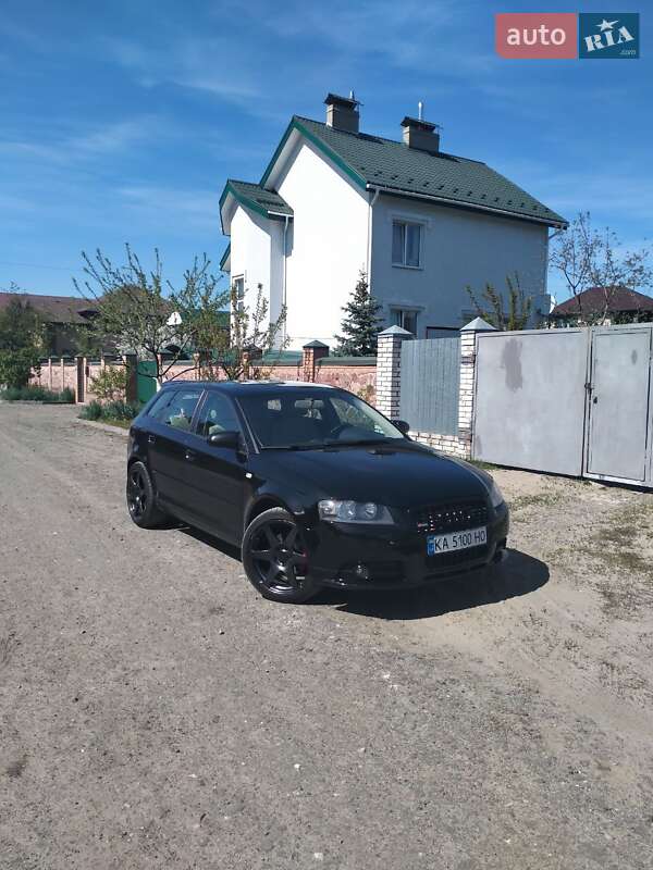 Хэтчбек Audi A3 2008 в 