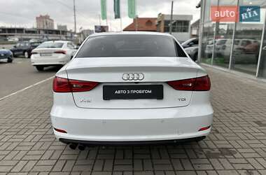 Седан Audi A3 2016 в 