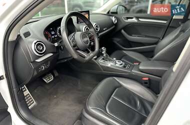 Седан Audi A3 2016 в 
