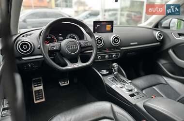 Седан Audi A3 2016 в 