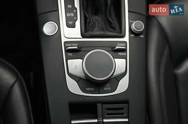 Седан Audi A3 2016 в 