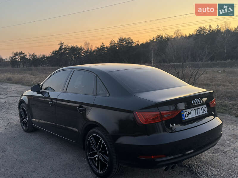 Седан Audi A3 2016 в Ахтырке