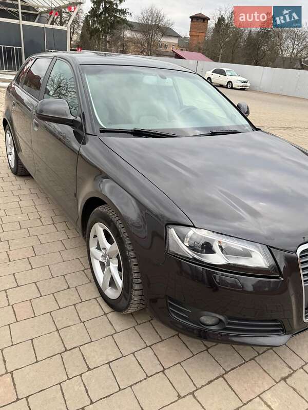 Хэтчбек Audi A3 2010 в Косове