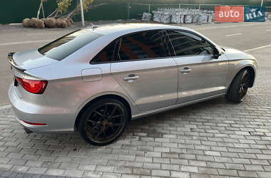 Седан Audi A3 2015 в 