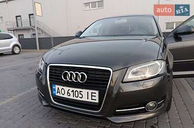 Хэтчбек Audi A3 2012 в 