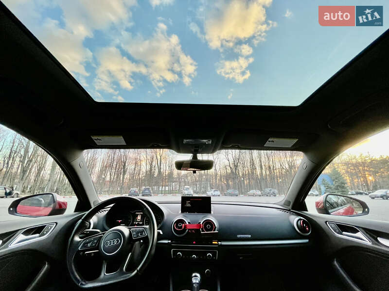 Хетчбек Audi A3 2016 в Харкові