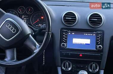 Хэтчбек Audi A3 2011 в 