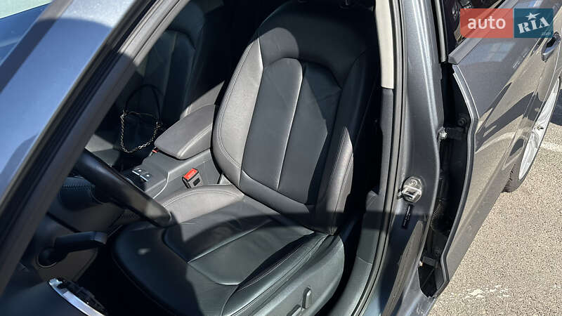 Седан Audi A3 2016 в Киеве