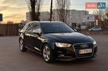 Хэтчбек Audi A3 2016 в 
