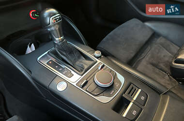 Хэтчбек Audi A3 2016 в 