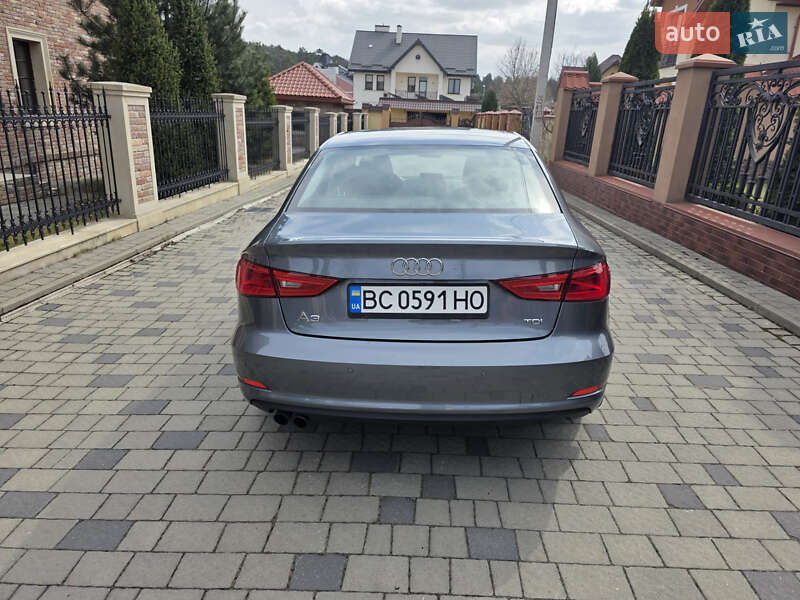 Седан Audi A3 2016 в Львове