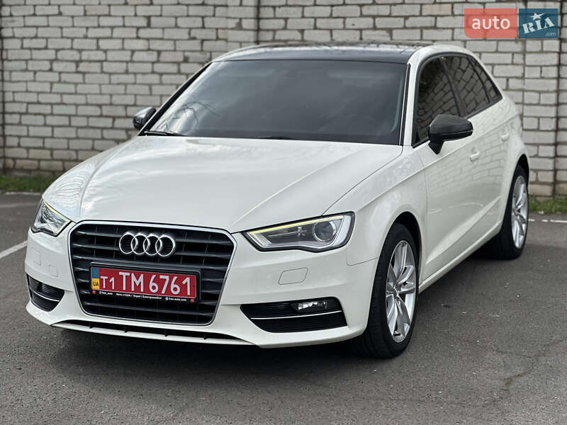 Хэтчбек Audi A3 2015 в Одессе