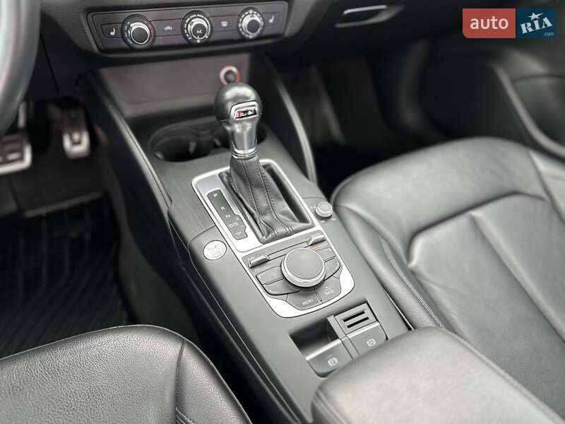 Хэтчбек Audi A3 2015 в Одессе