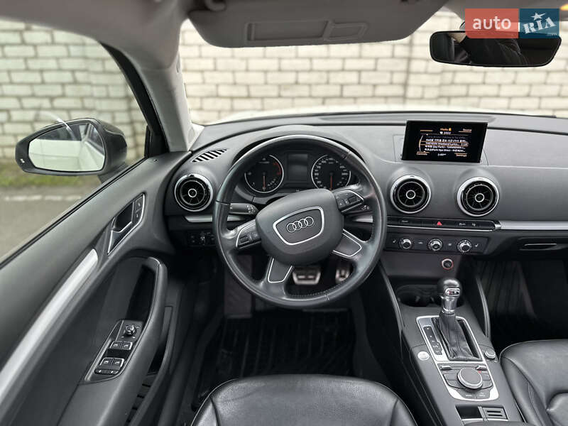 Хэтчбек Audi A3 2015 в Одессе