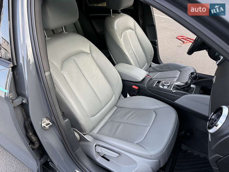 Седан Audi A3 2016 в Одессе