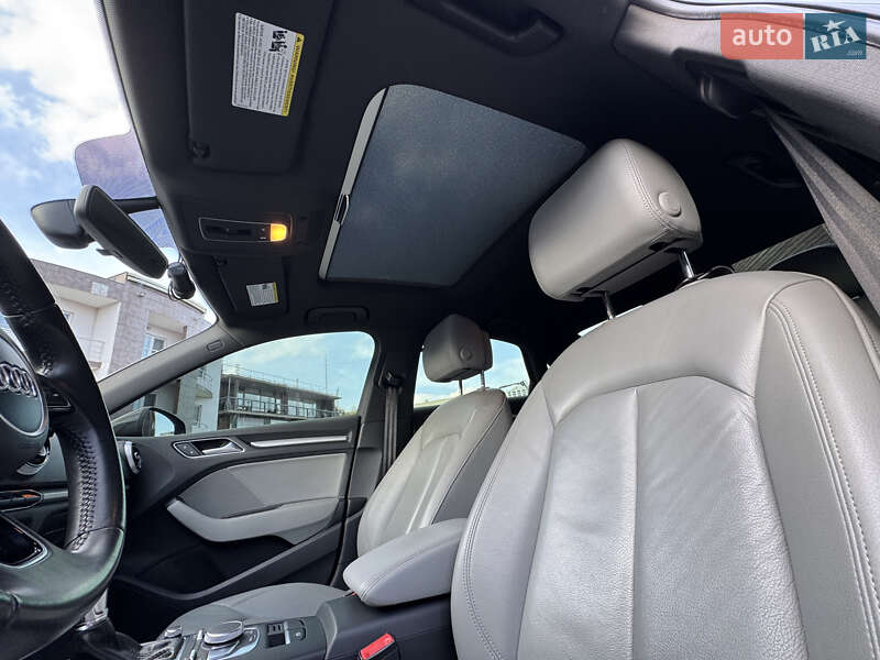 Седан Audi A3 2016 в Одессе