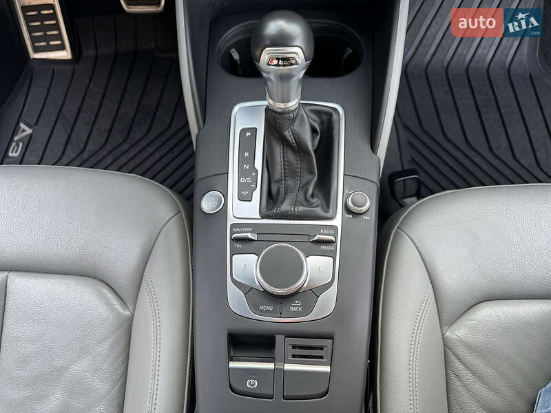 Седан Audi A3 2016 в Одессе