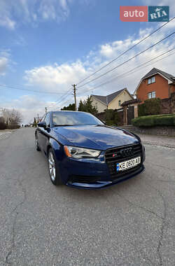 Седан Audi A3 2015 в 