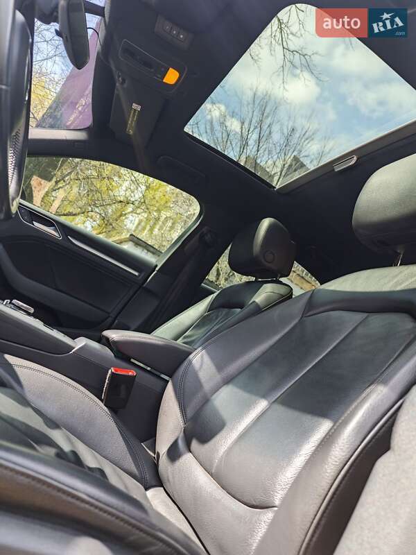 Седан Audi A3 2015 в Киеве